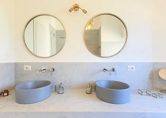 Virgilio - By Impero House Stresa